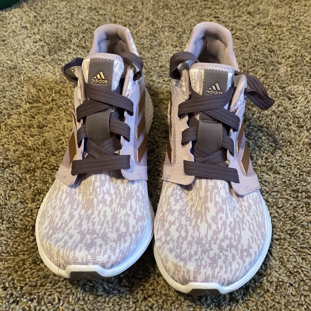 Shoes - Picture 2 of 5
